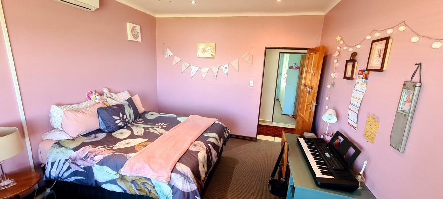 4 Bedroom Property for Sale in Cashan North West